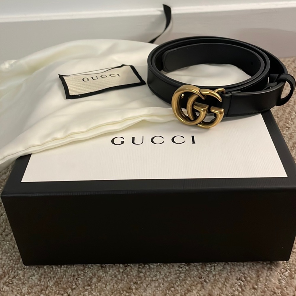 Gucci Leather belt with Double G buckle - In great condition